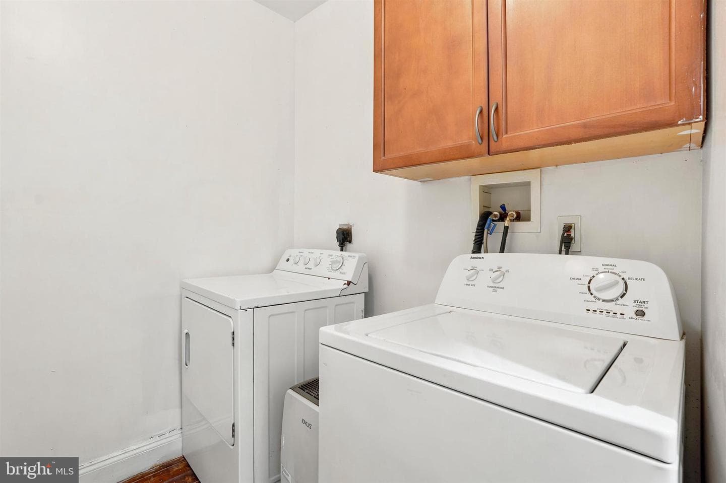 4441 Silverwood Street photo 9