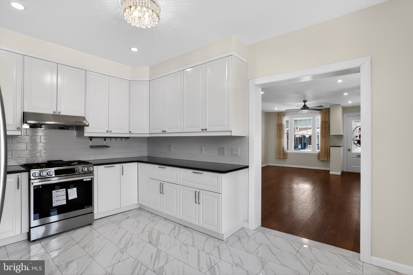 2501 S Colorado photo 10