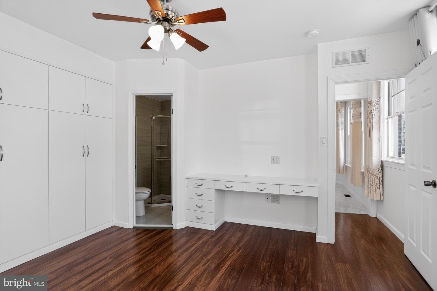 2501 S Colorado photo 16