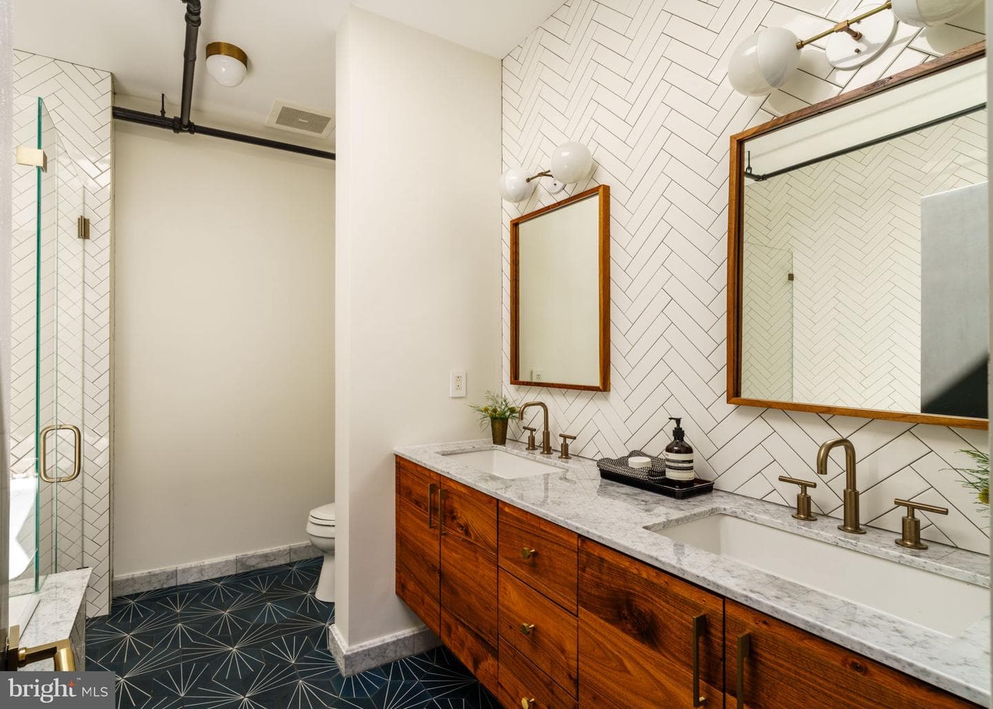 1228 Arch Street #8e photo 39