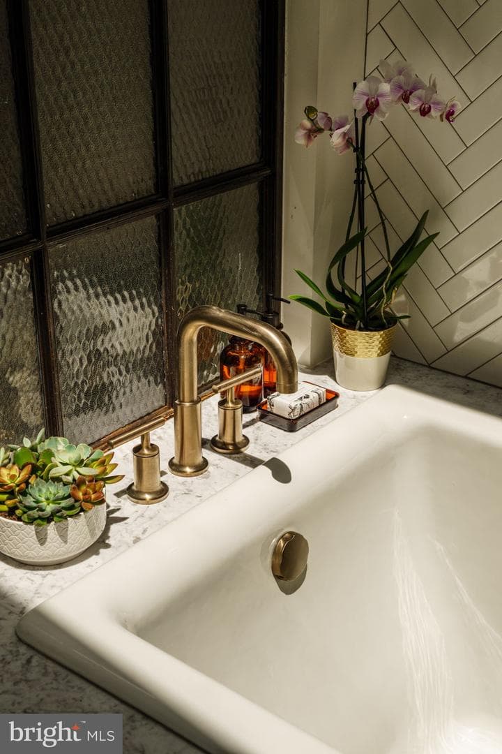 1228 Arch Street #8e photo 49