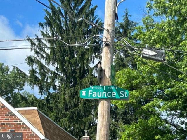 1120 Faunce Street photo 4
