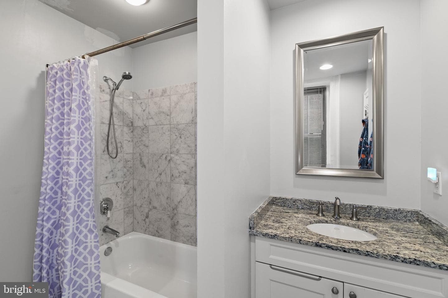1811 Chestnut Street #301 photo 12