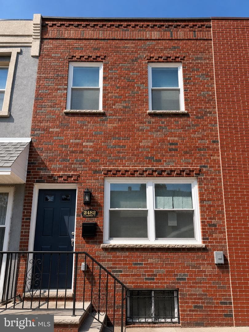 2432 E Clearfield Street, Philadelphia