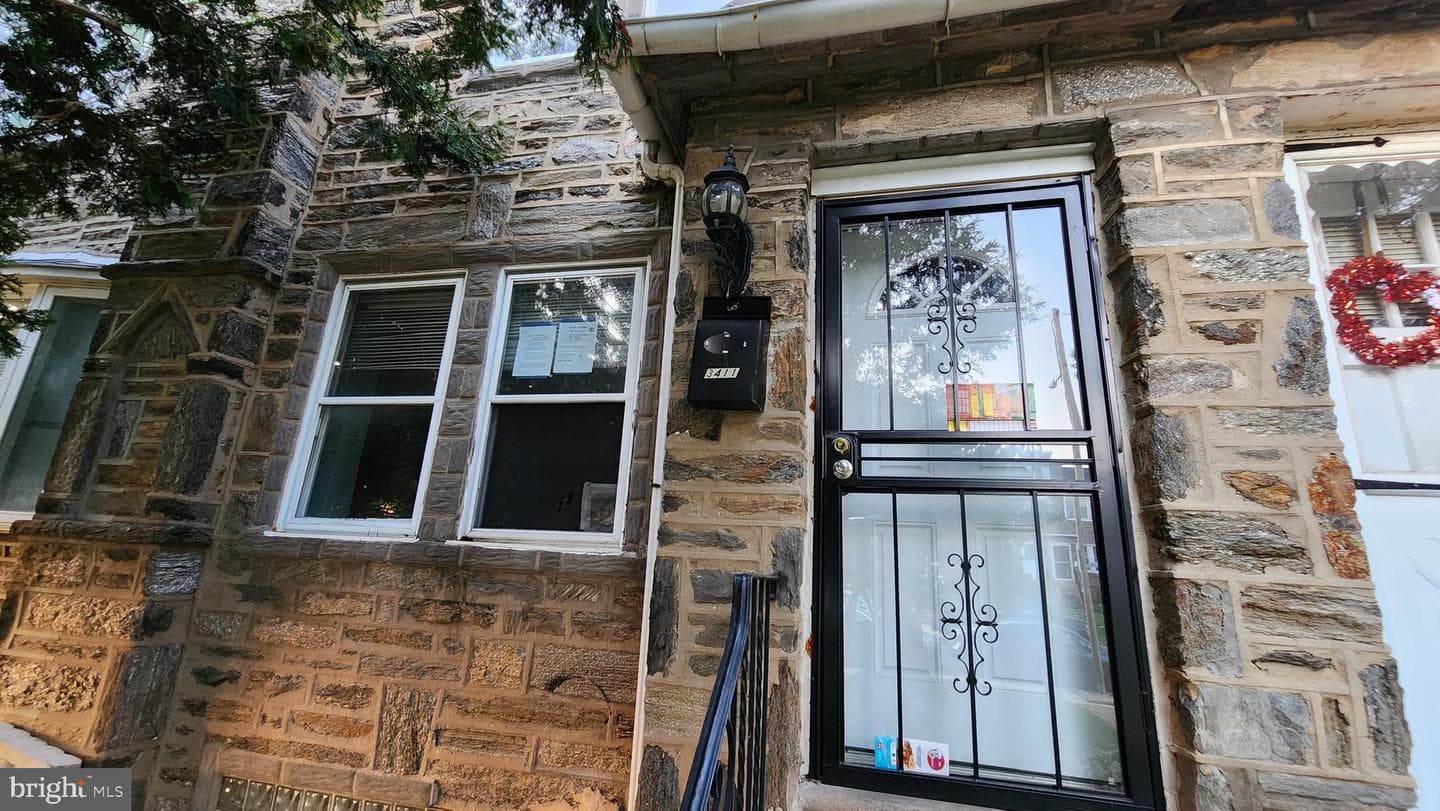 3411 Chippendale Avenue photo 3