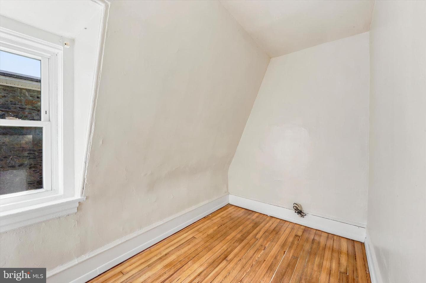 51 E High Street photo 23