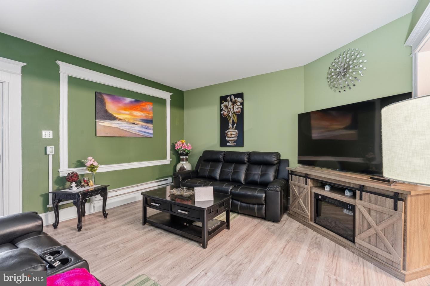 7056 Saybrook Avenue photo 4