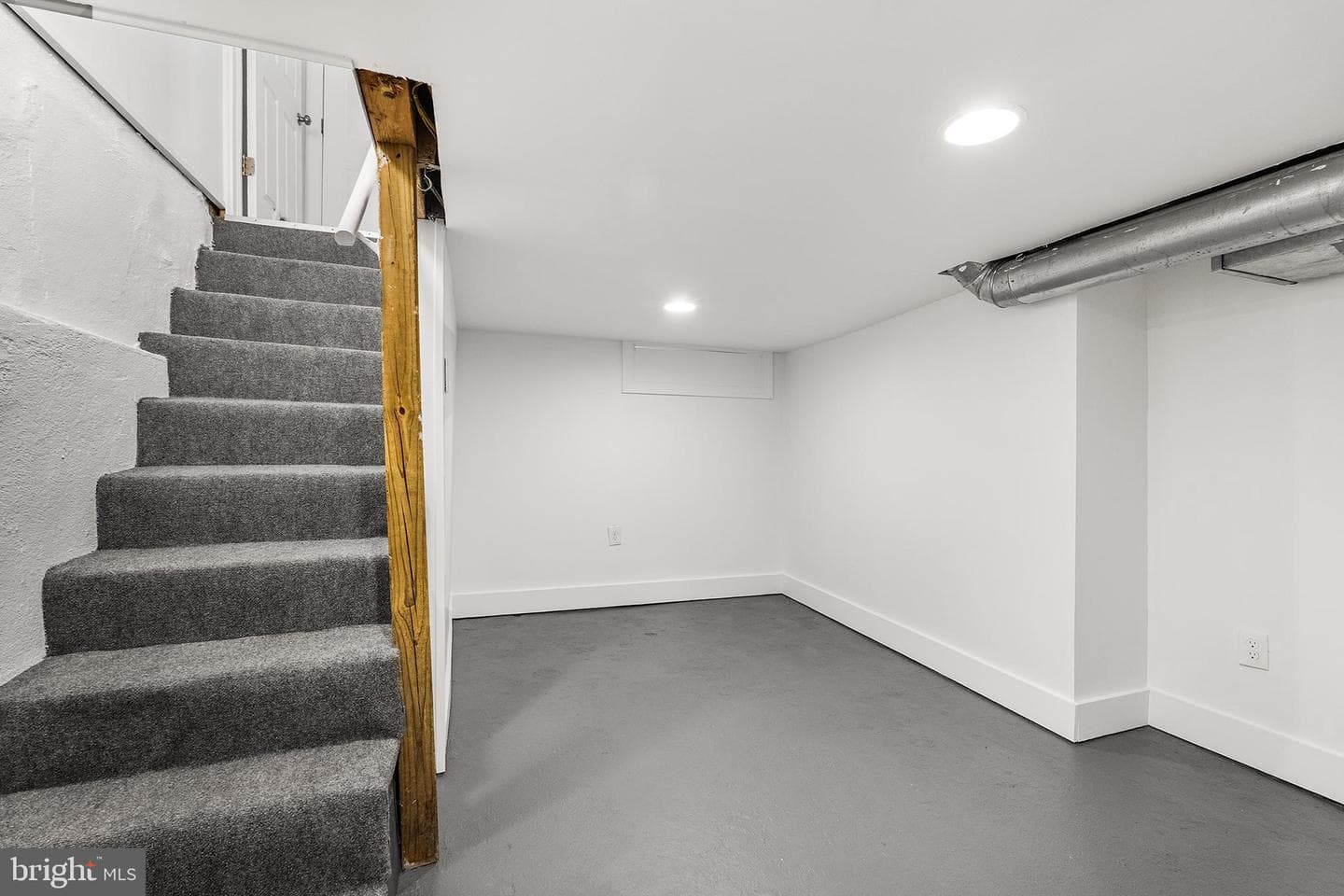 902 Emily Street photo 22