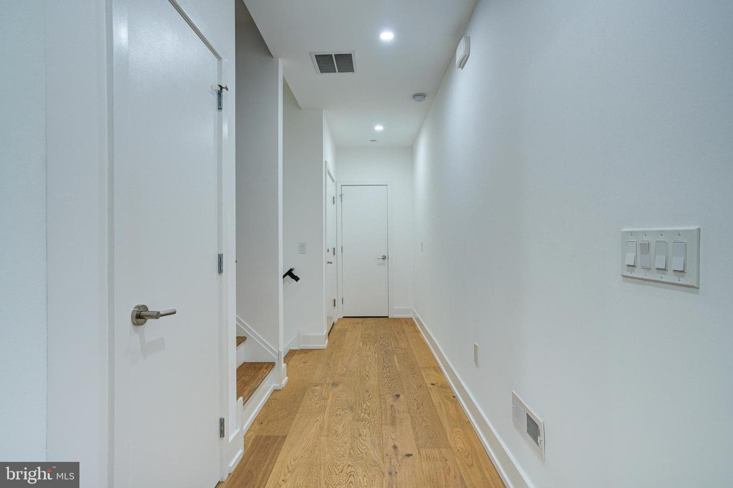 1746 N Hope Street photo 6