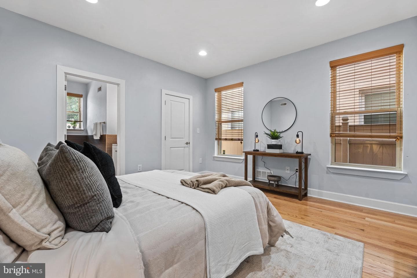 1908 Poplar Street #a photo 17