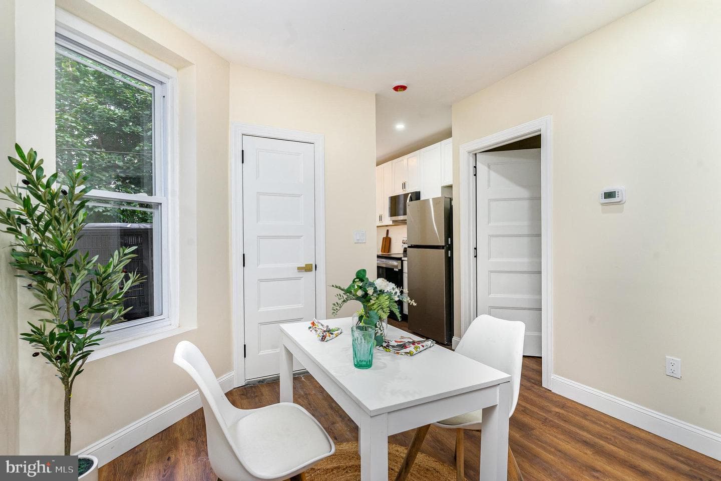 5637 Rodman Street photo 10