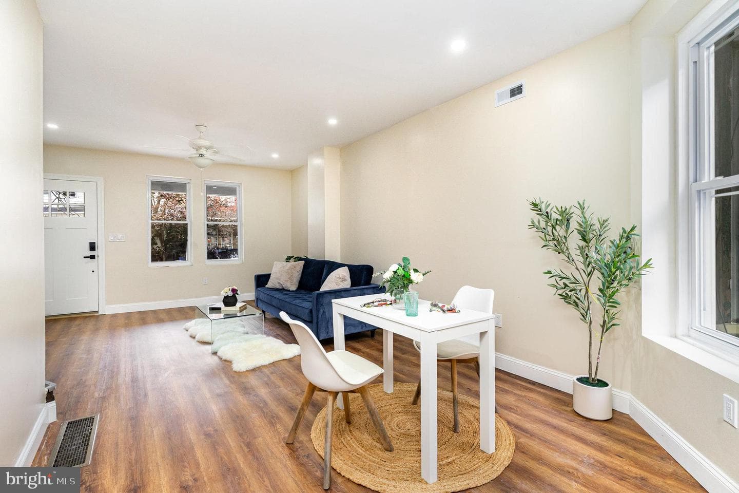 5637 Rodman Street photo 11