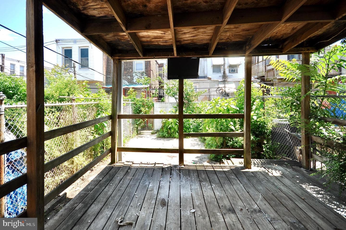 3479 Helen Street photo 11