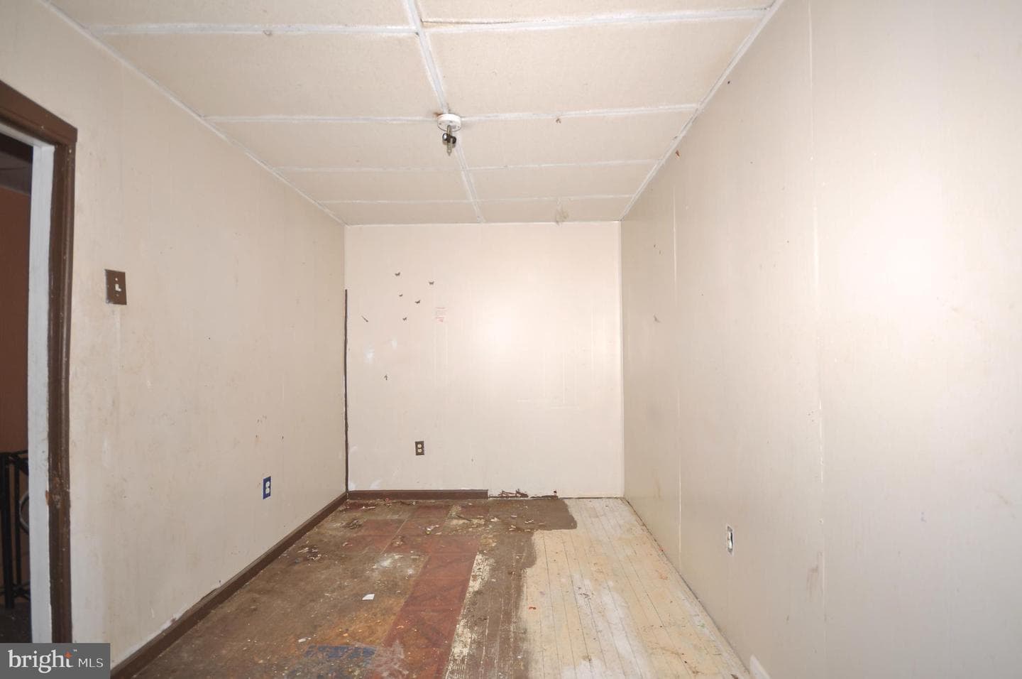 3479 Helen Street photo 14