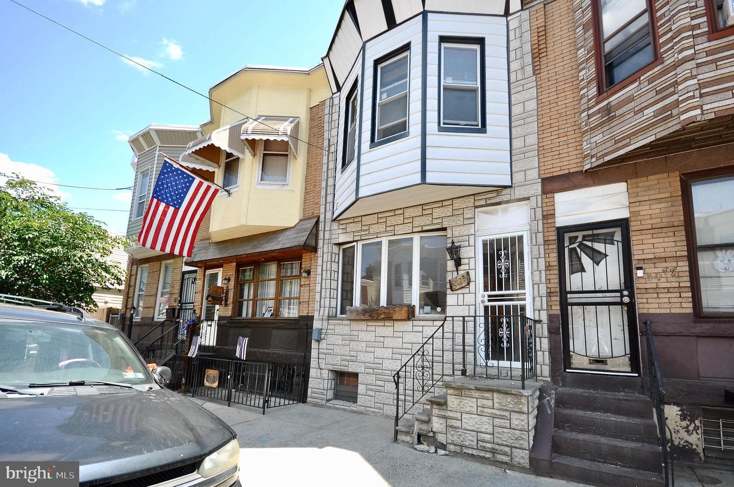 3479 Helen Street photo 3