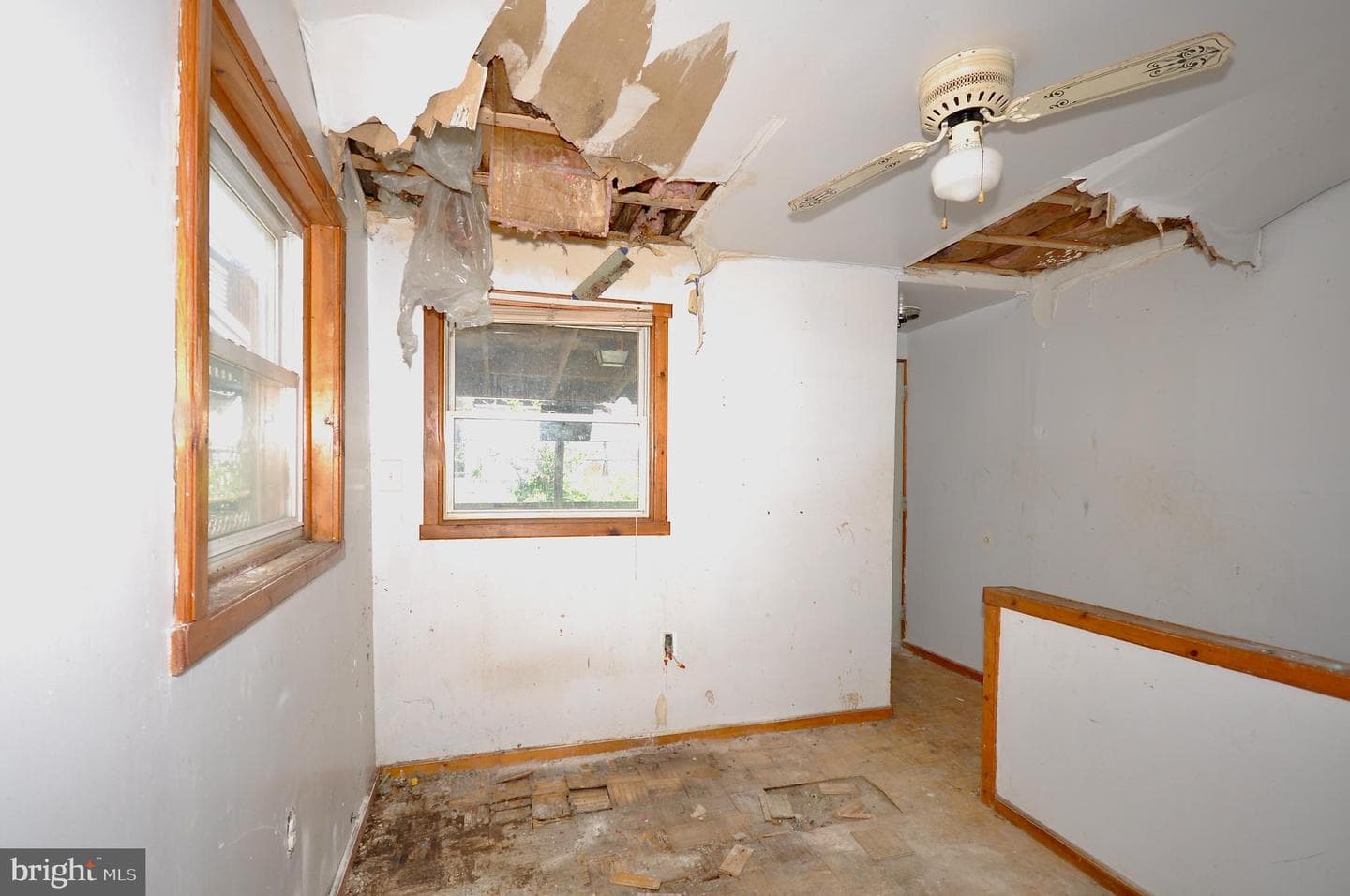 3479 Helen Street photo 9