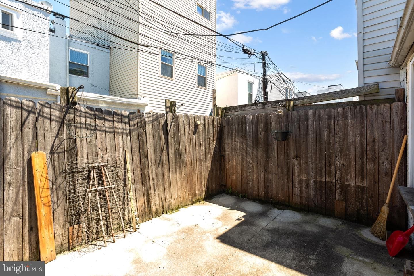 423 Cross Street photo 8