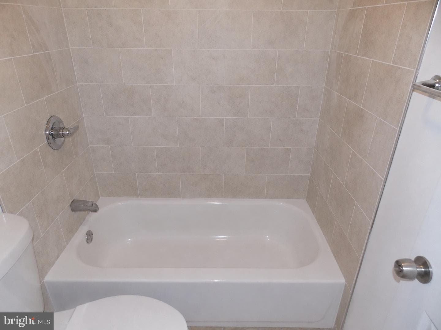 4206 Wallace Street photo 8