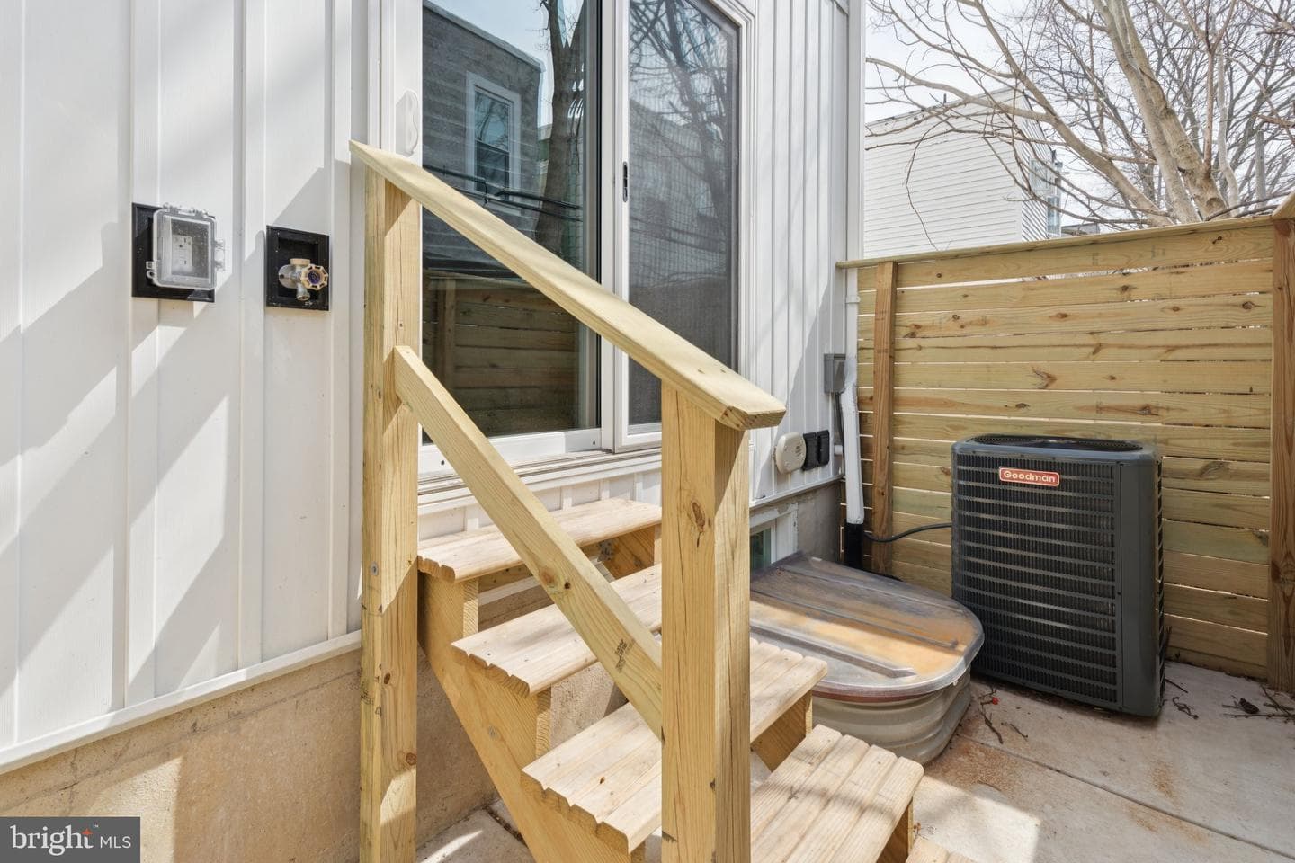 1518 S Bambrey Street photo 36