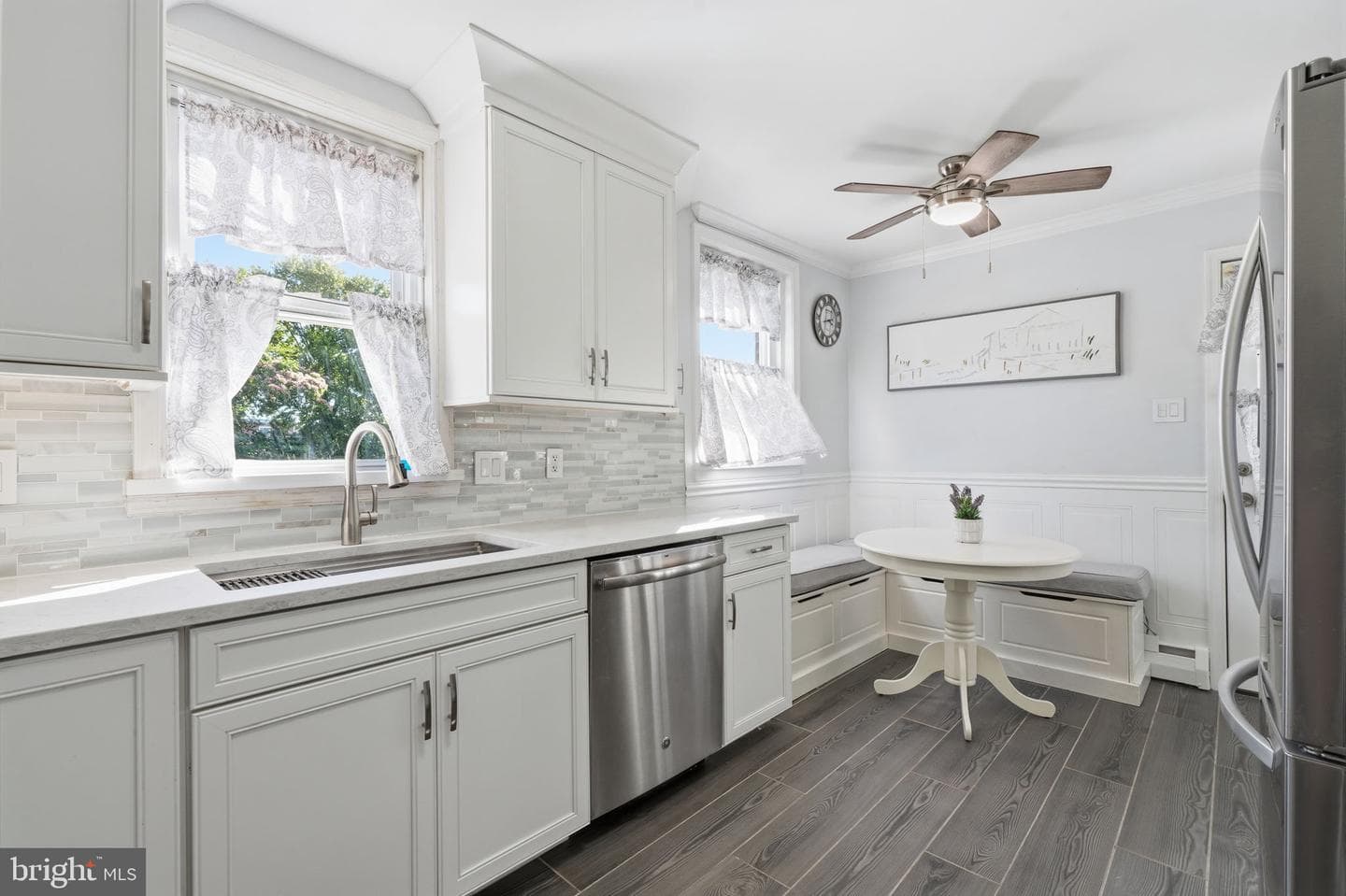 1025 Friendship Street photo 10