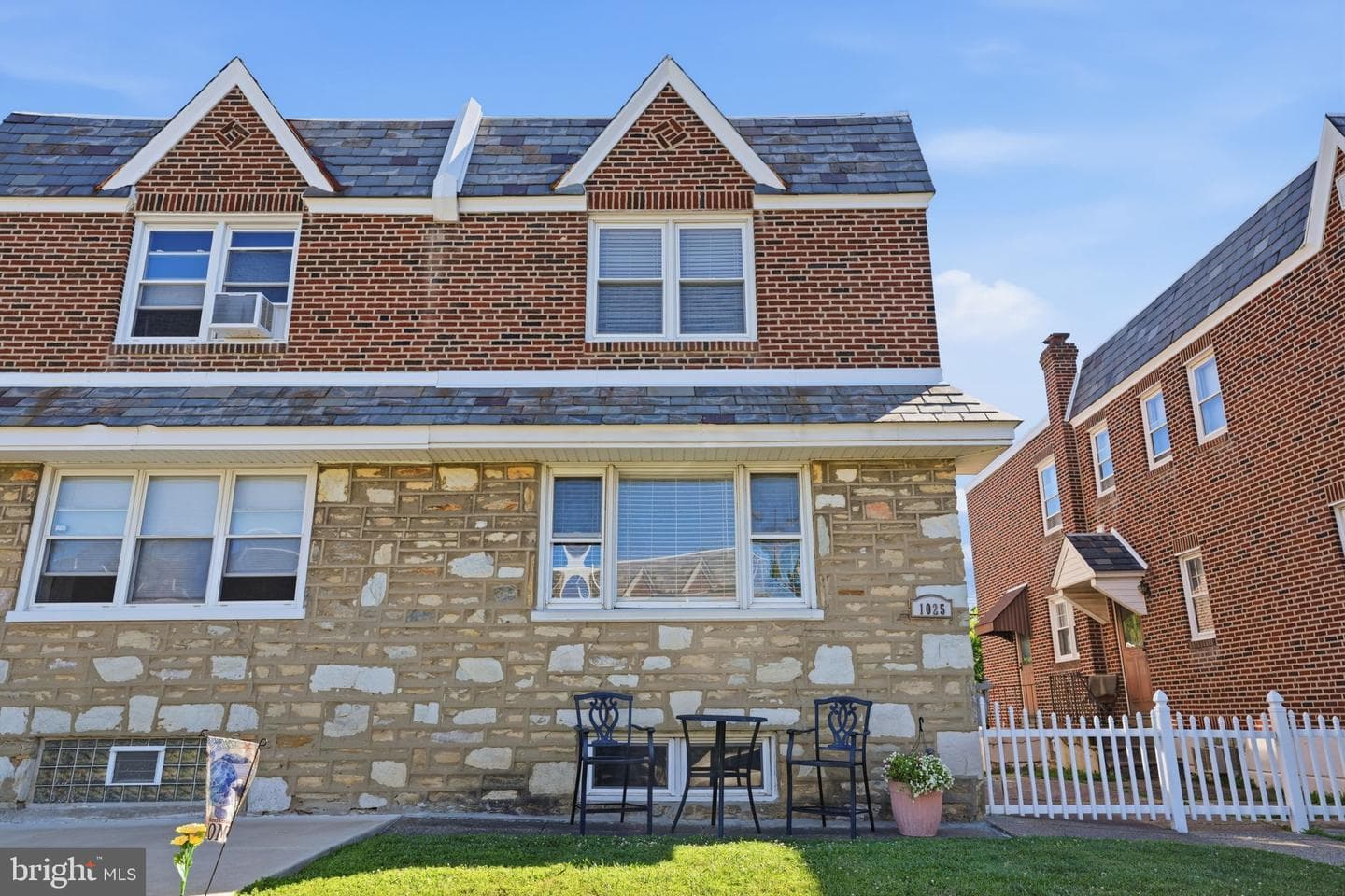 1025 Friendship Street photo 3