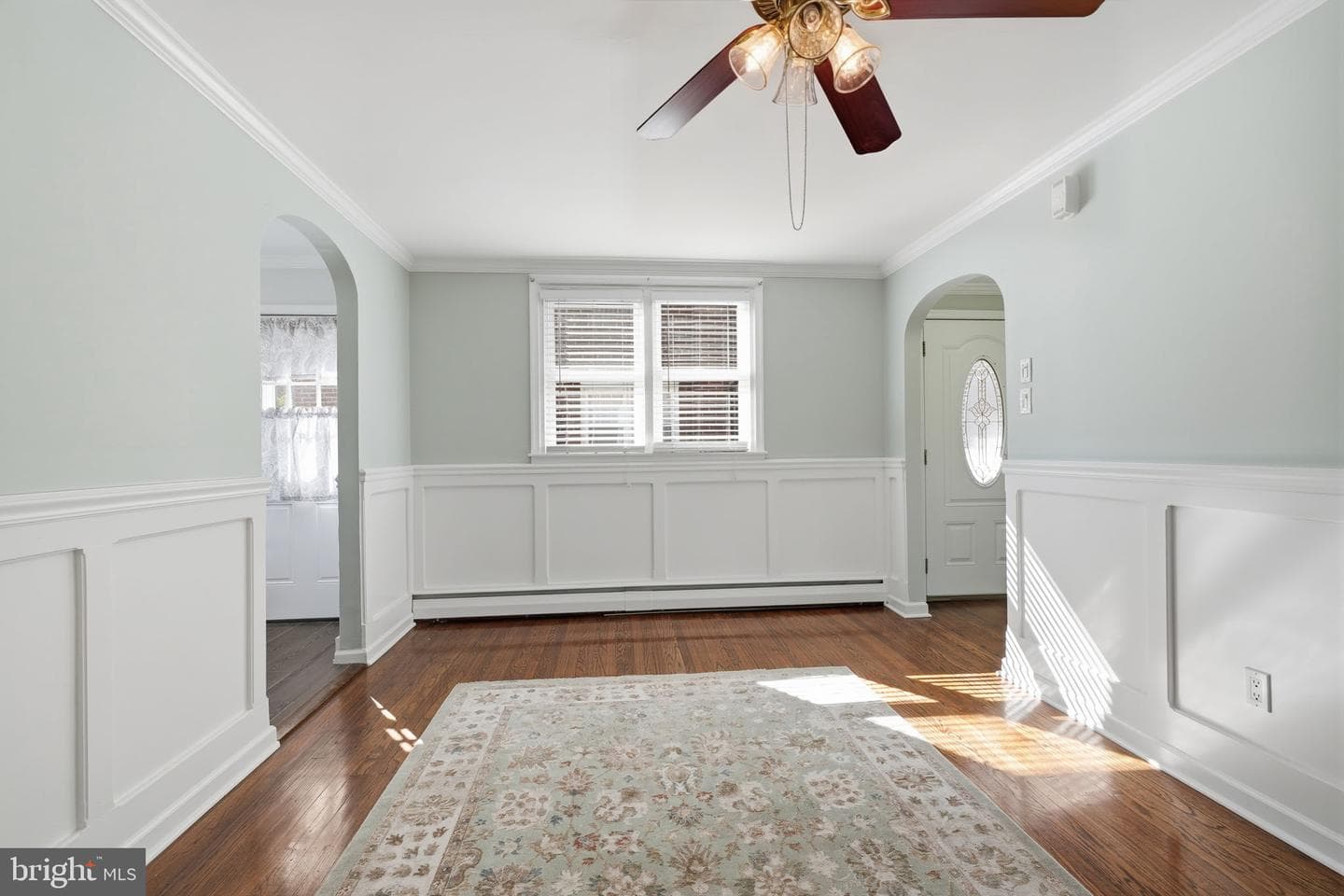 1025 Friendship Street photo 6