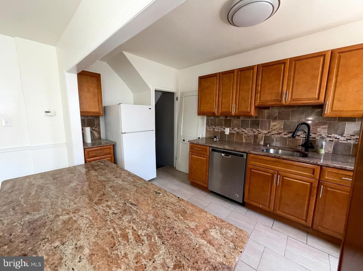 134 Widener St photo 14