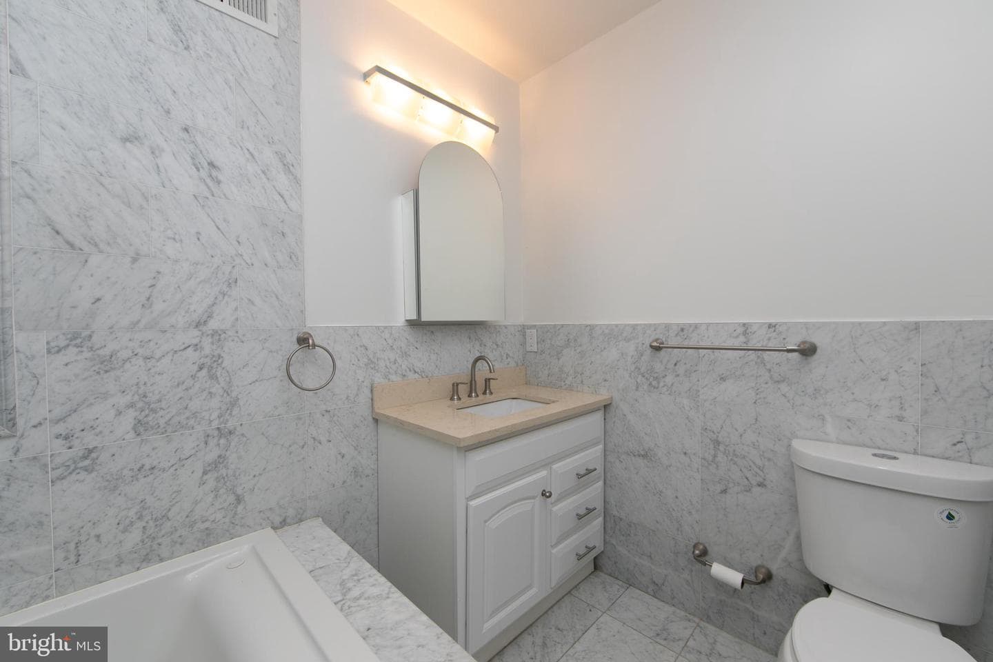 1403 S 20th Street photo 36