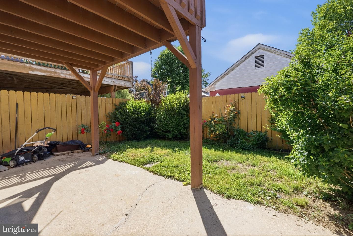 9223 Marsden Street photo 35