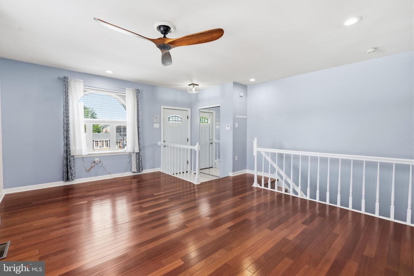 9223 Marsden Street photo 7