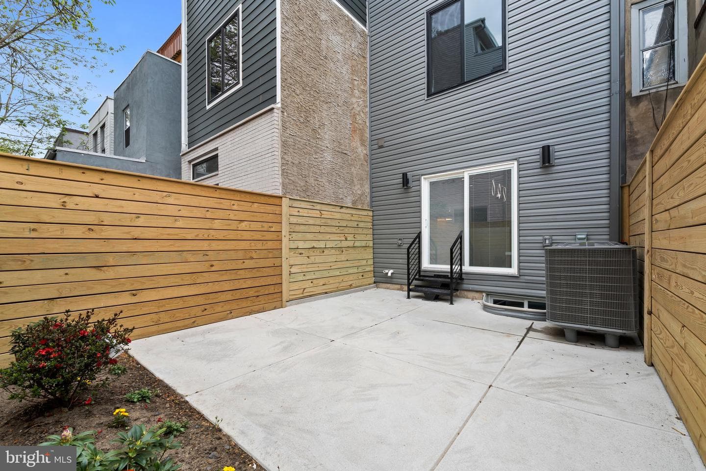 2324 Reed Street photo 21
