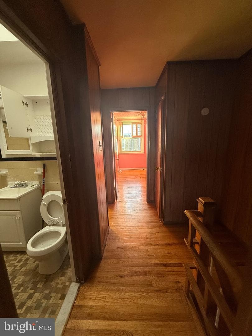 3334 Lansing Street photo 15