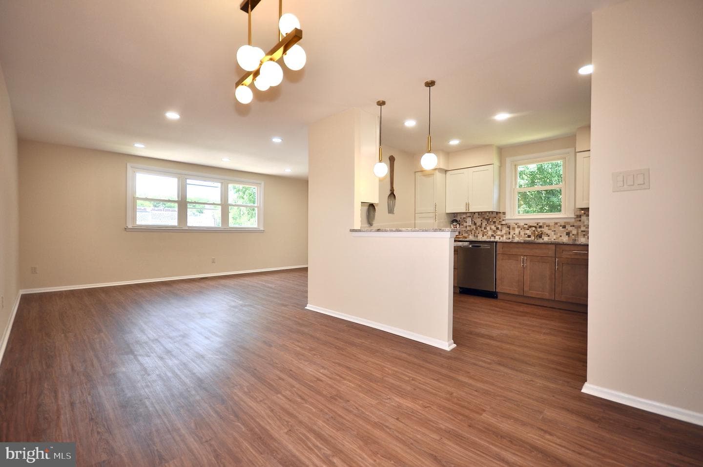 15155 Milford Street photo 8