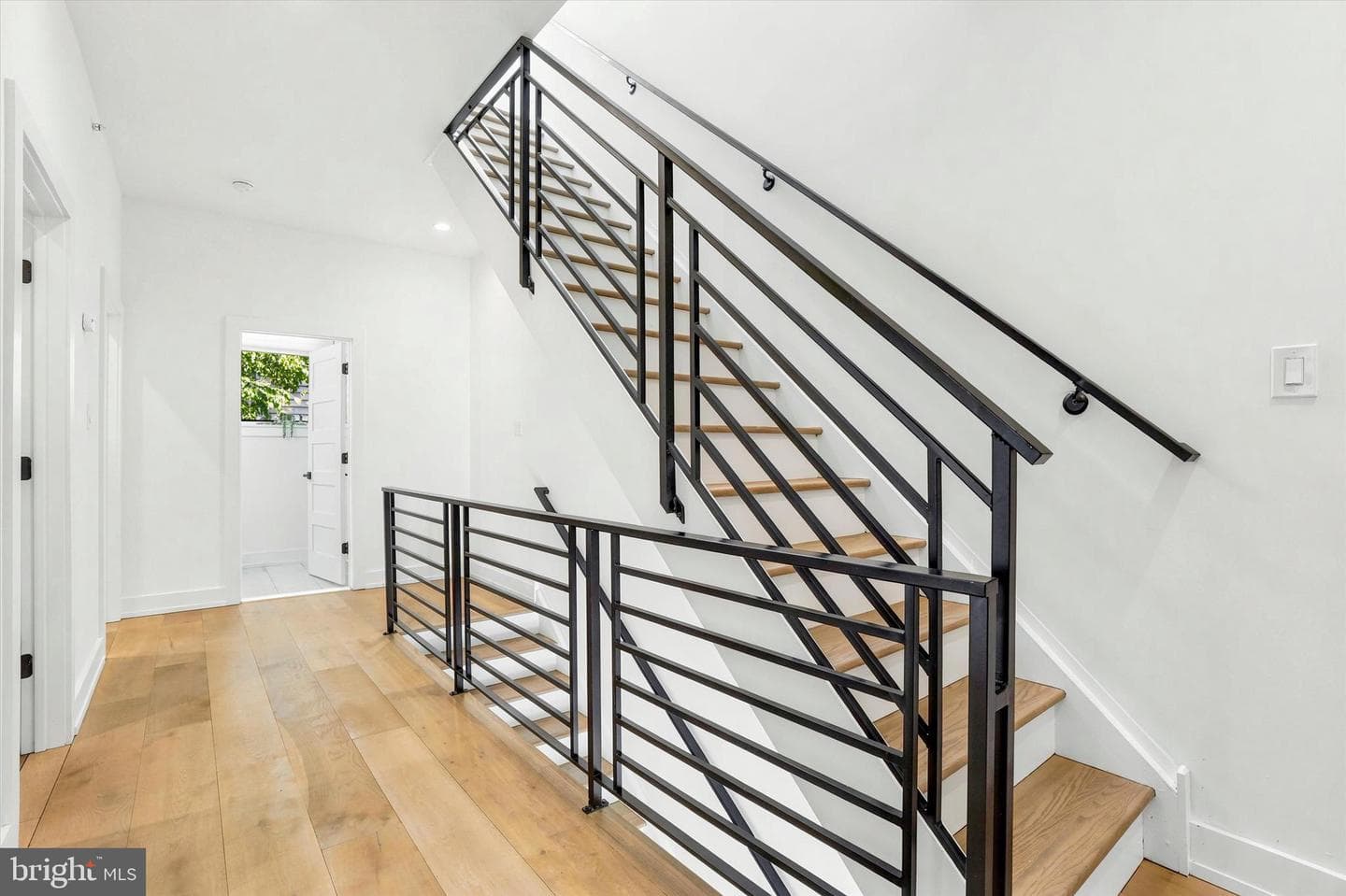 263 Hermitage Street #7 photo 32