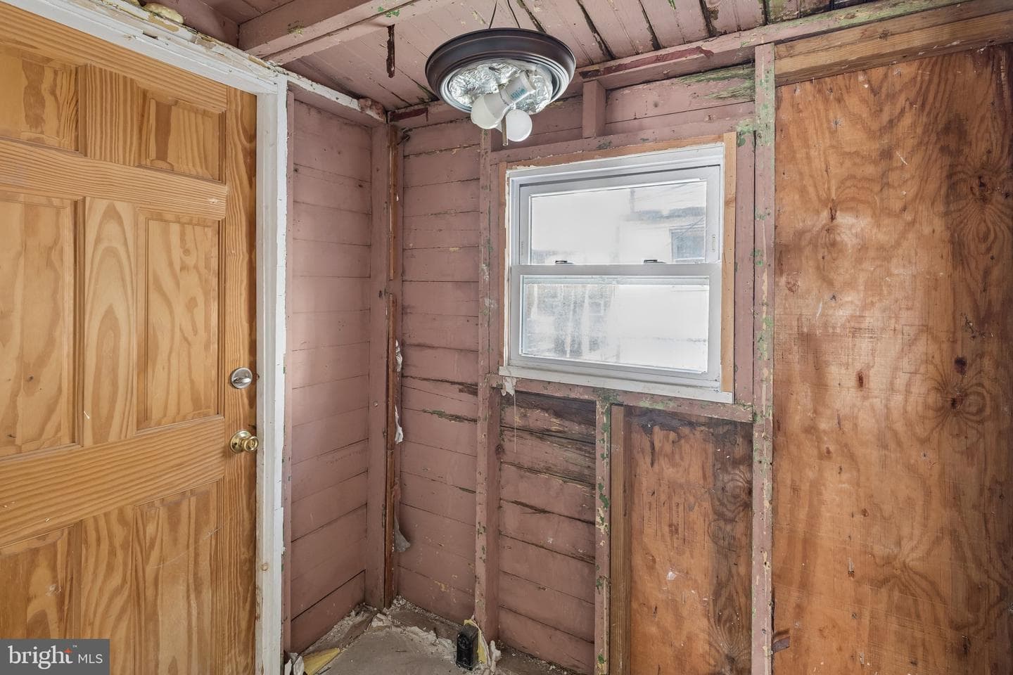 2245 E Cambria Street photo 10