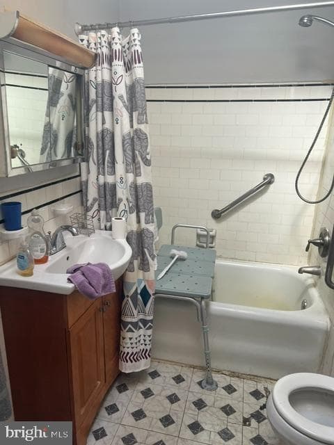 584 E Carver Street photo 9