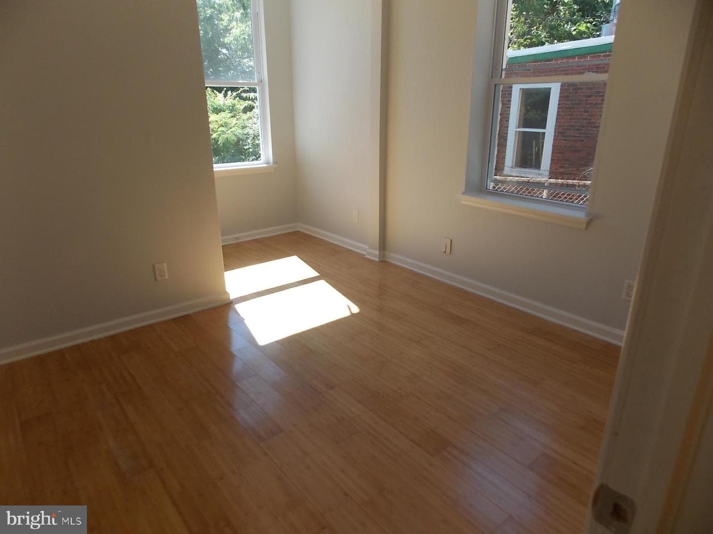 838 N Brooklyn Street photo 17