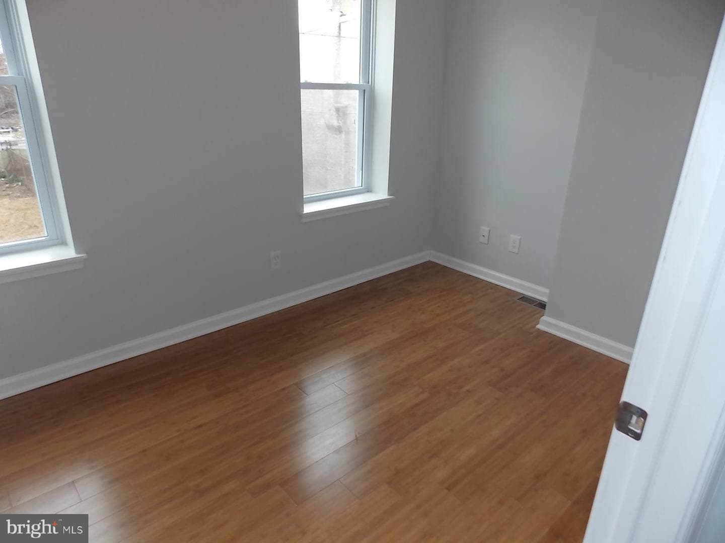 1823 N Judson Street photo 12