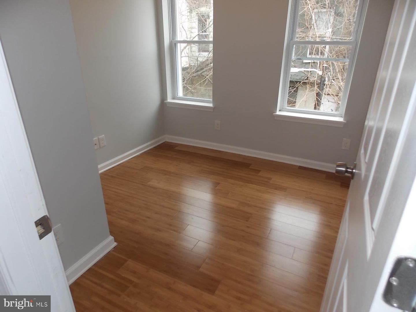 1823 N Judson Street photo 8