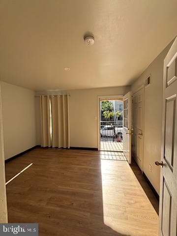 2339 N Mascher Street photo 6