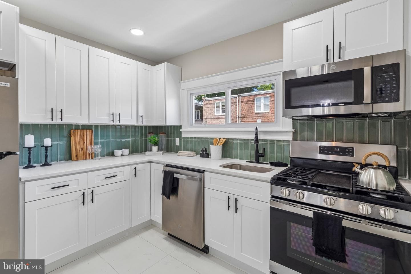 7837 Provident Street photo 6