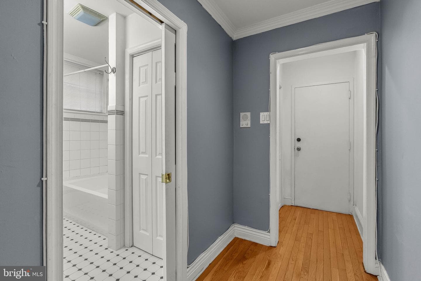 1910 Fairmount Avenue #b (1r) photo 4