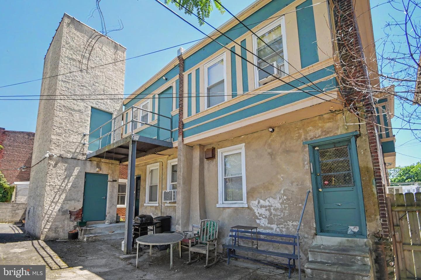 45 W Logan Street photo 12