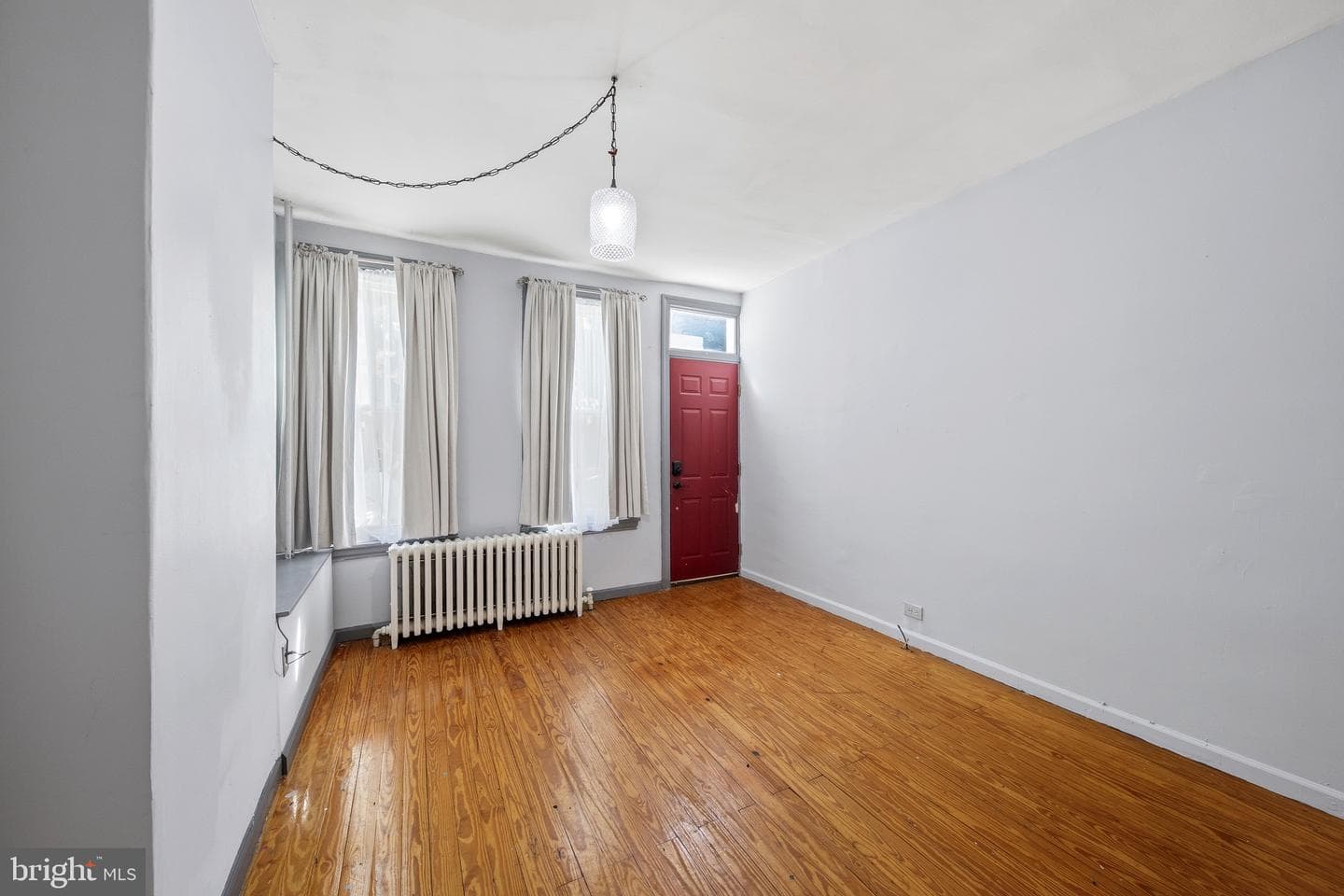 1513 E Montgomery Avenue photo 4