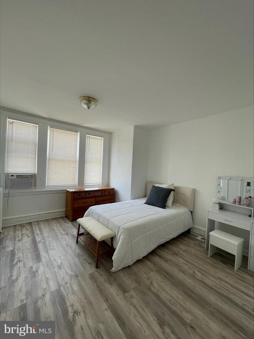 205 W Ashdale Street photo 14