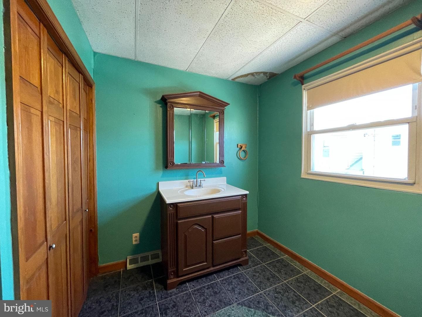 344 Wolf Street photo 11