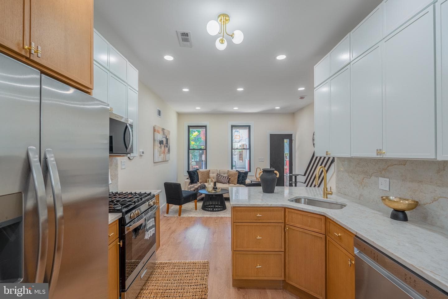 1405 N Corlies Street photo 8