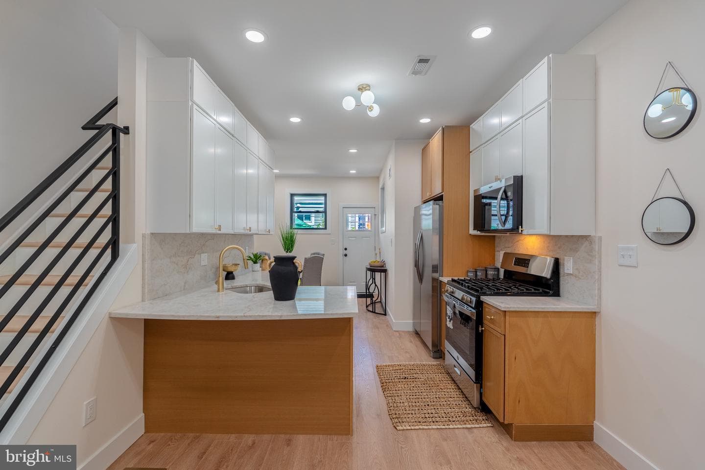 1405 N Corlies Street photo 9