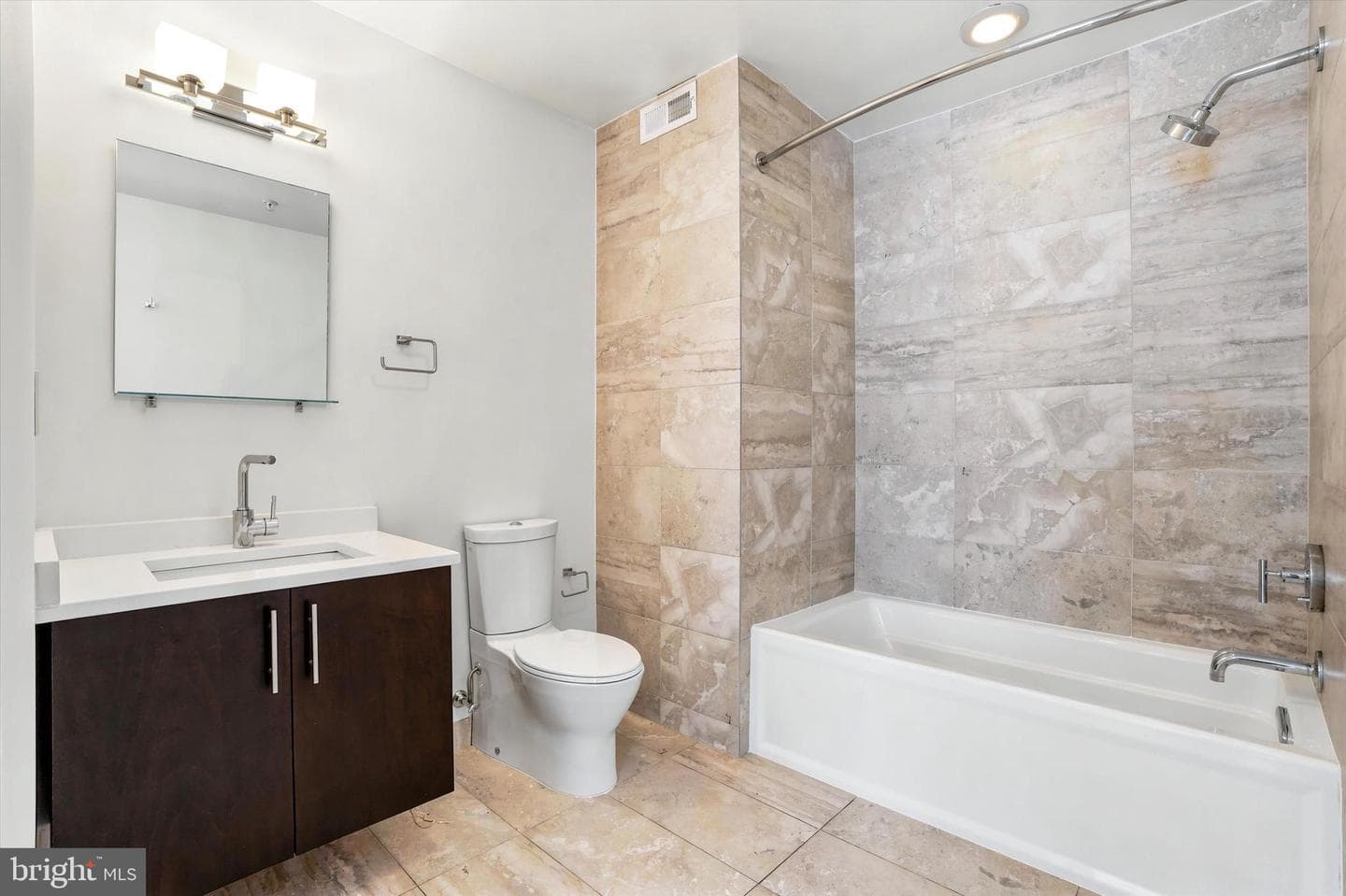 740 S Chris Columbus Boulevard #17 photo 23