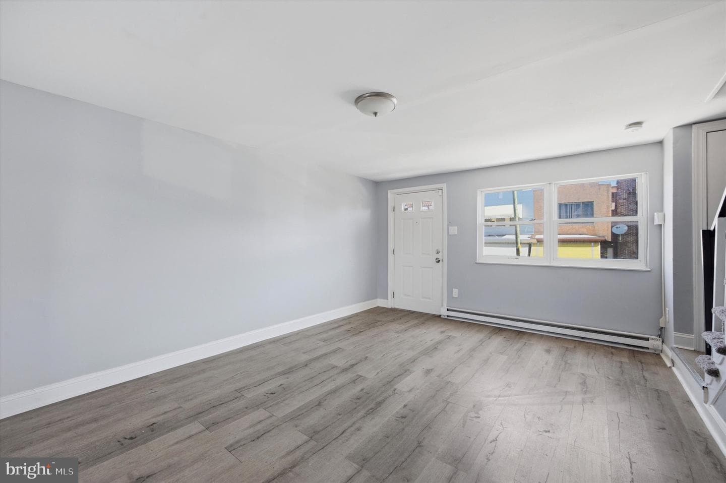 1736 S Ruby Street photo 9